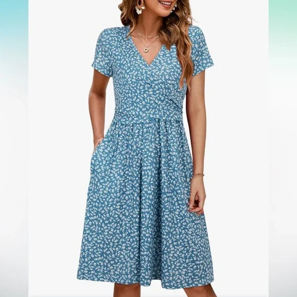 Bundle/lot of three maternity dresses - Picture 7 of 8